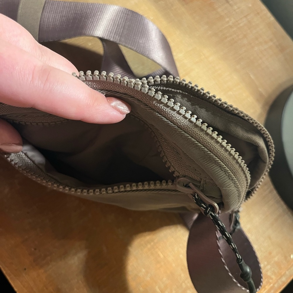 Fabletics Runners Pack/Fanny Pack - Picture 5 of 5